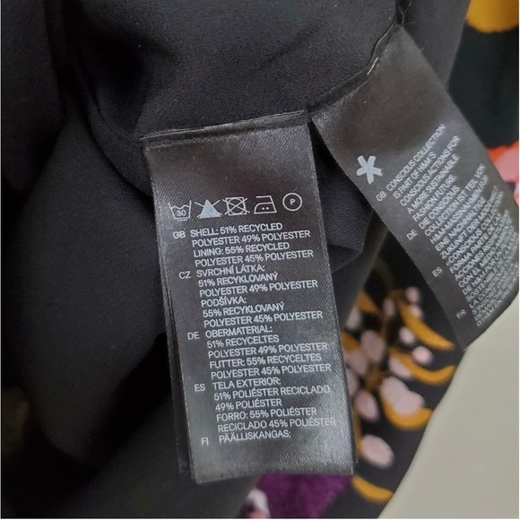 H & M Conscious Collection Kimono Dress Black Floral Pockets US 4 - Picture 12 of 13